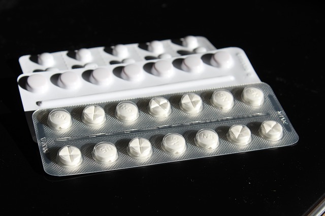 medicines-1915621_640