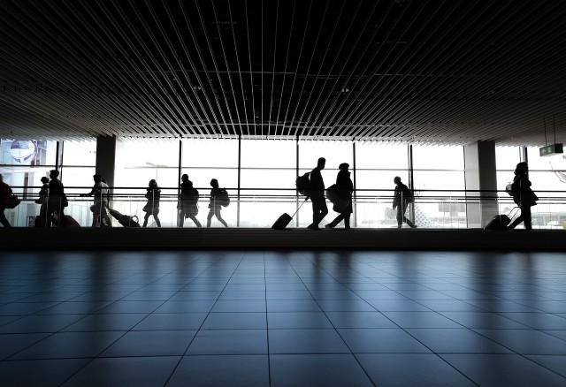 airport-g510c4f1f9_1280